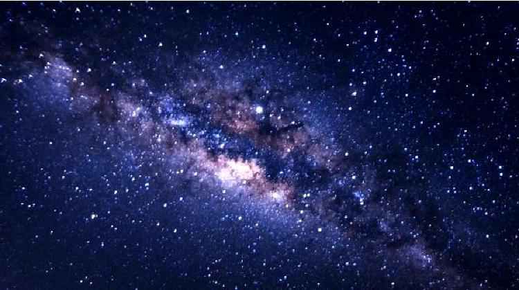 Поиски астронома: Исследование космоса с помощью телескопов